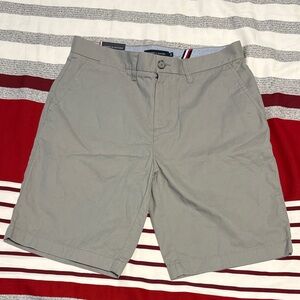 Tommy Hilfiger Men's Gray Flat Front Shorts